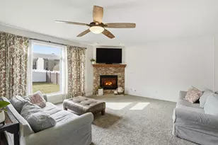 12826 Massachusetts St, Crown Point, IN 46307 - Photo 17