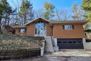 2 Cedar Ct, Portage, IN 46368 - Photo 3