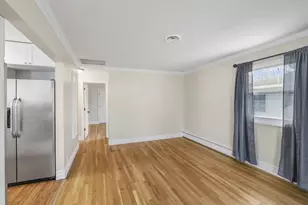 619 W North St, Crown Point, IN 46307 - Photo 7