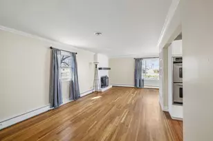 619 W North St, Crown Point, IN 46307 - Photo 9