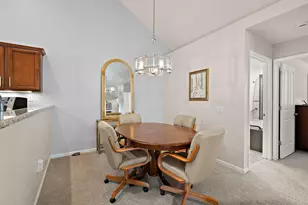 2304 Allison Cir, Valparaiso, IN 46383 - Photo 15