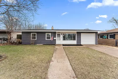 2908 W 38th Avenue, Hobart, IN 46342 - Photo 3