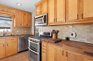 2837 38th St, Highland, IN 46322 - Photo 5