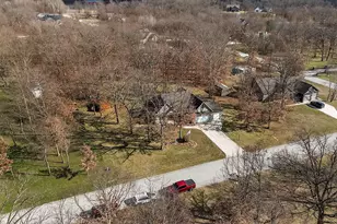 10485 Mattie Ln, Wheatfield, IN 46392 - Photo 7