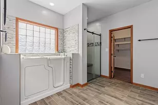 10485 Mattie Ln, Wheatfield, IN 46392 - Photo 29