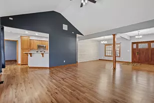 10485 Mattie Ln, Wheatfield, IN 46392 - Photo 19