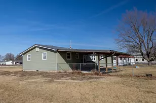 315 W Railroad St, Kentland, IN 47951 - Photo 31