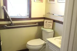 12900 Walnut Hill Dr, Lakeville, IN 46536 - Photo 19