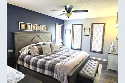 12900 Walnut Hill Drive, Lakeville, IN 46536 - Photo 7