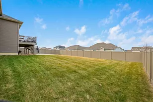 1430 Tate Dr, Schererville, IN 46375 - Photo 11