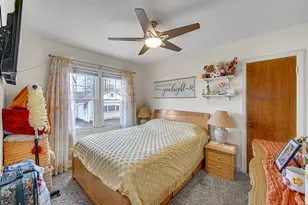 928 176th St, Hammond, IN 46324 - Photo 9