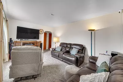 928 176th Street, Hammond, IN 46324 - Photo 3