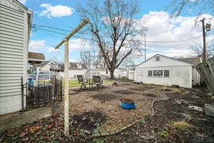 928 176th St, Hammond, IN 46324 - Photo 19