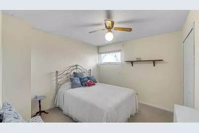 3951 S Lakeshore, Crown Point, IN 46307 - Photo 9