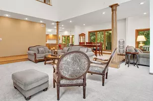 2102 Emmett Ct, Valparaiso, IN 46385 - Photo 7