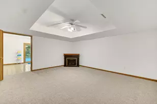 2102 Emmett Ct, Valparaiso, IN 46385 - Photo 27