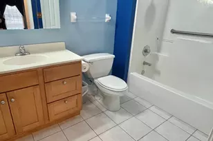 2741 Georgetowne Dr, Highland, IN 46322 - Photo 11