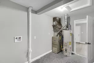 4024 Tyler St, Gary, IN 46408 - Photo 9