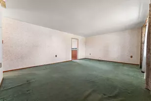 756 Imperial Rd, Valparaiso, IN 46385 - Photo 5