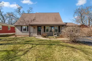 756 Imperial Rd, Valparaiso, IN 46385 - Photo 1