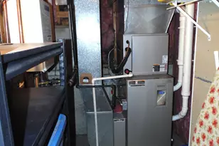 8508 Pine Ave, Gary, IN 46403 - Photo 67