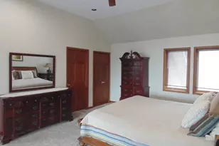 8508 Pine Ave, Gary, IN 46403 - Photo 29