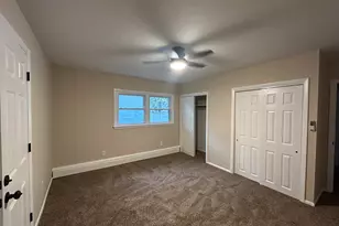 1359 State St, Hobart, IN 46342 - Photo 7