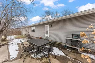 415 Sequoia Dr, Valparaiso, IN 46385 - Photo 19