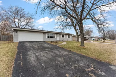 415 Sequoia Drive, Valparaiso, IN 46385 - Photo 3