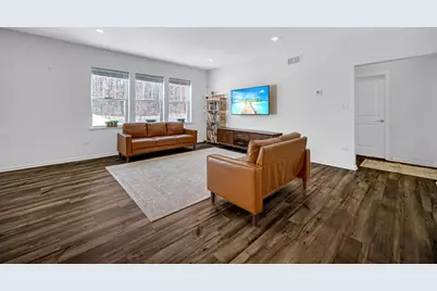 3910 Iron Gate Drive, Valparaiso, IN 46385 - Photo 9