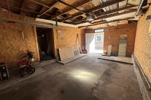 714 N Carroll Ave, Michigan City, IN 46360 - Photo 19