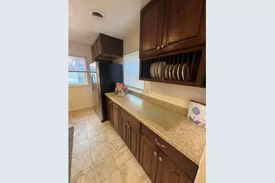 714 N Carroll Avenue, Michigan City, IN 46360 - Photo 3