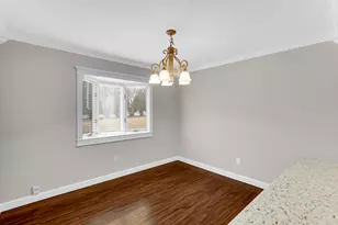 2325 Barbara Jean Dr, Schererville, IN 46375 - Photo 7