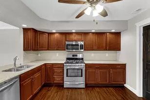 2325 Barbara Jean Dr, Schererville, IN 46375 - Photo 9