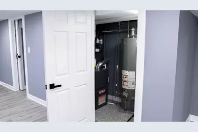 418 Dallas Street, Gary, IN 46406 - Photo 17