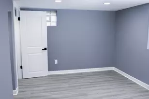 418 Dallas St, Gary, IN 46406 - Photo 5