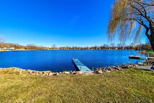 1065 Shoreline Rd, Crown Point, IN 46307 - Photo 33