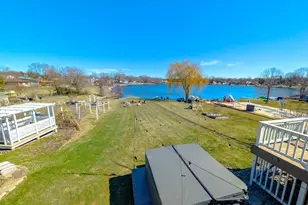 1065 Shoreline Rd, Crown Point, IN 46307 - Photo 13