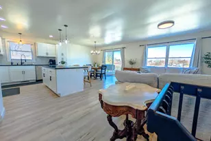 1065 Shoreline Rd, Crown Point, IN 46307 - Photo 3