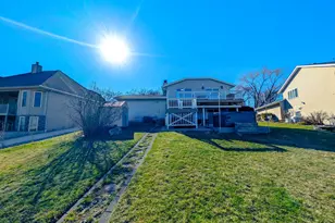 1065 Shoreline Rd, Crown Point, IN 46307 - Photo 35