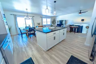 1065 Shoreline Rd, Crown Point, IN 46307 - Photo 5