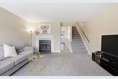 876 Jordan Circle, Schererville, IN 46375 - Photo 11