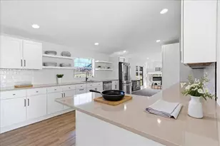 12215 S Cline Ave, Crown Point, IN 46307 - Photo 9