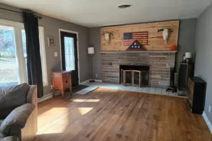 1950 Riverlane Dr, Lake Station, IN 46405 - Photo 5