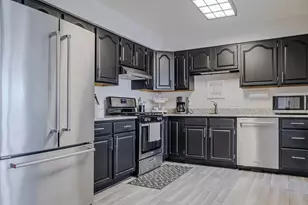 5065 Spinnaker Ln, Crown Point, IN 46307 - Photo 3