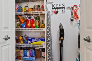 3302 Milestone Creek Ct, Valparaiso, IN 46385 - Photo 15