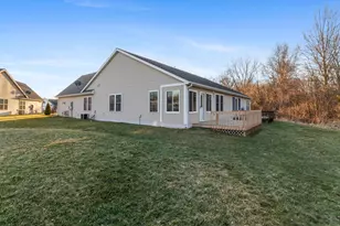 3302 Milestone Creek Ct, Valparaiso, IN 46385 - Photo 31