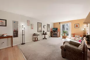 450 Old Stone Rd, Munster, IN 46321 - Photo 5