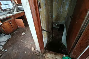 238 N Indiana St, Griffith, IN 46319 - Photo 13