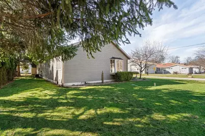 4100 East Drive, Knox, IN 46534 - Photo 5